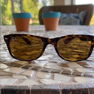 Ray-Ban New Wayfarer Sunglasses